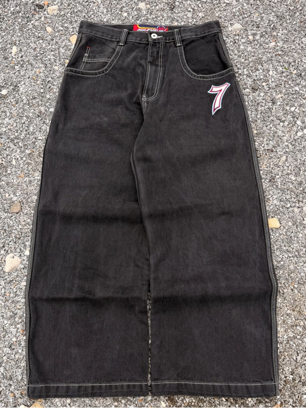 JNCO Black Relaxed Wide-Leg Jeans with Dice Pocket Graphic - Picture 4 of 11
